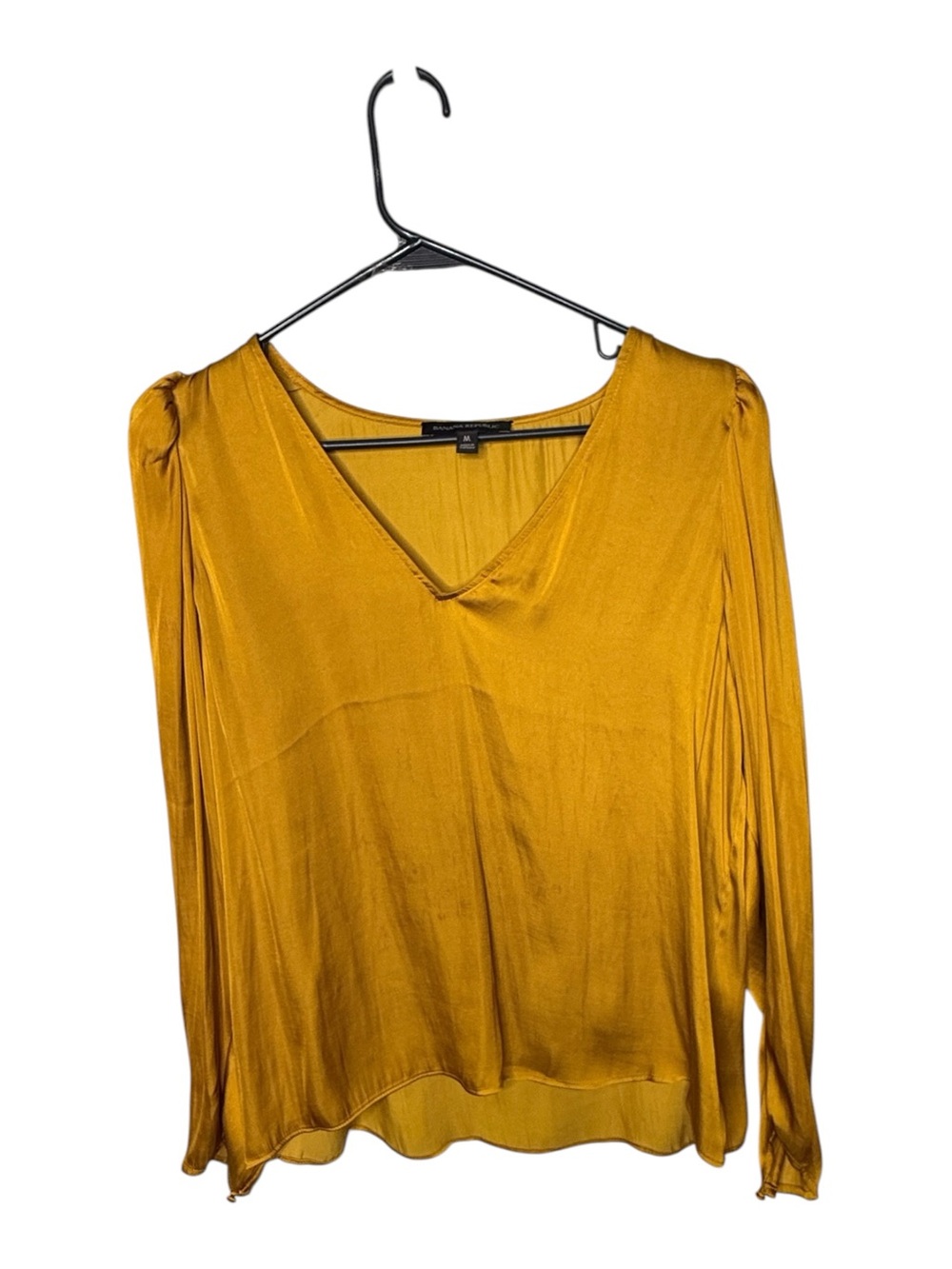 Banana Republic Mustard Satin V-Neck Blouse M Long Sleeve Pleated Shoulder